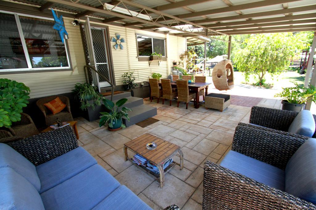 Dongara Breeze Inn Exterior photo